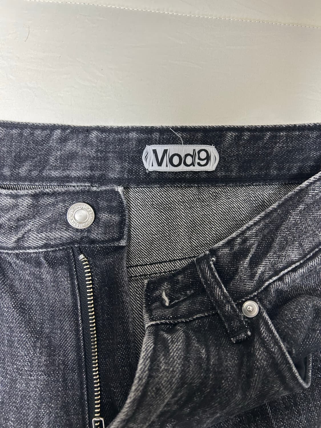 모드나인 블랙스타더스트 29 판매 (상태 최상) 상품이미지3