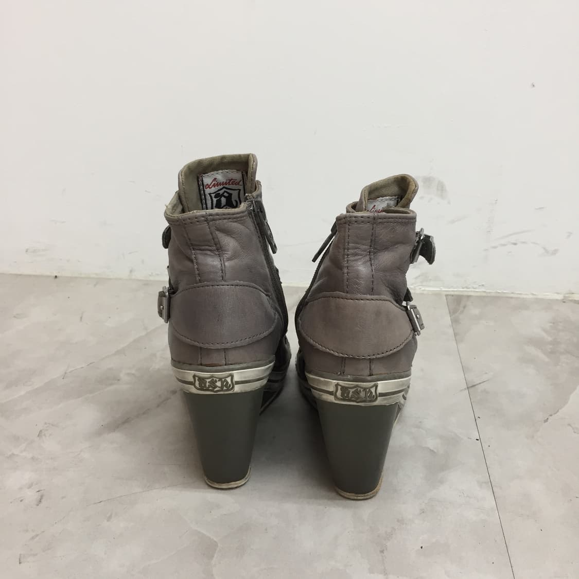 Ash 아쉬 그레이 레더 웨지 스니커즈 상품이미지2