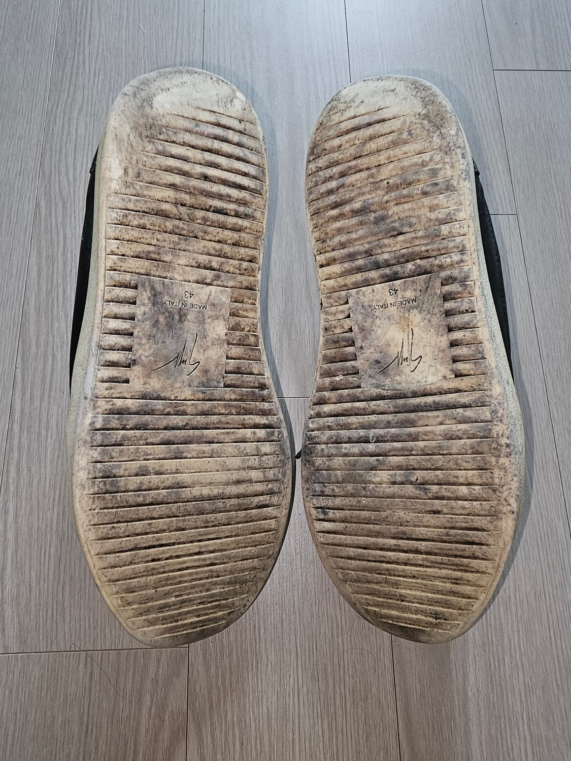 쥬세페 자노티 블랙 지퍼 스니커즈 상품이미지6