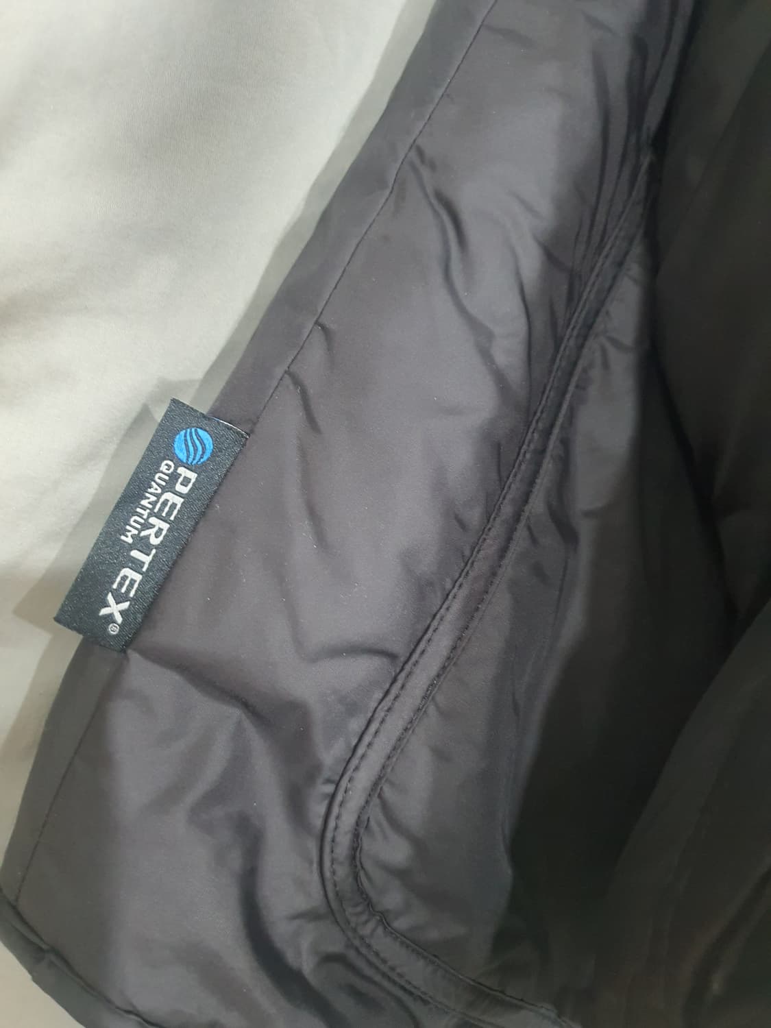 몽벨x커버낫  퍼텍스 리버시블 자켓 상품이미지2