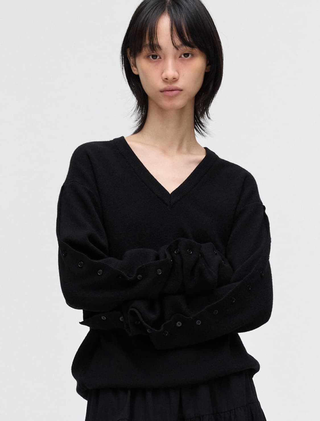 [플리즈프로젝트]버튼슬리브브이넥니트 상품이미지1