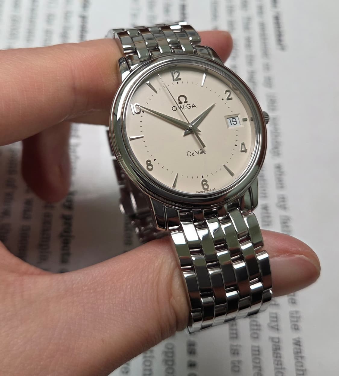 오메가 드빌 프레스티지 아이보리 아라빅 다이얼 쿼츠 브레이슬릿 ver. 상품이미지3