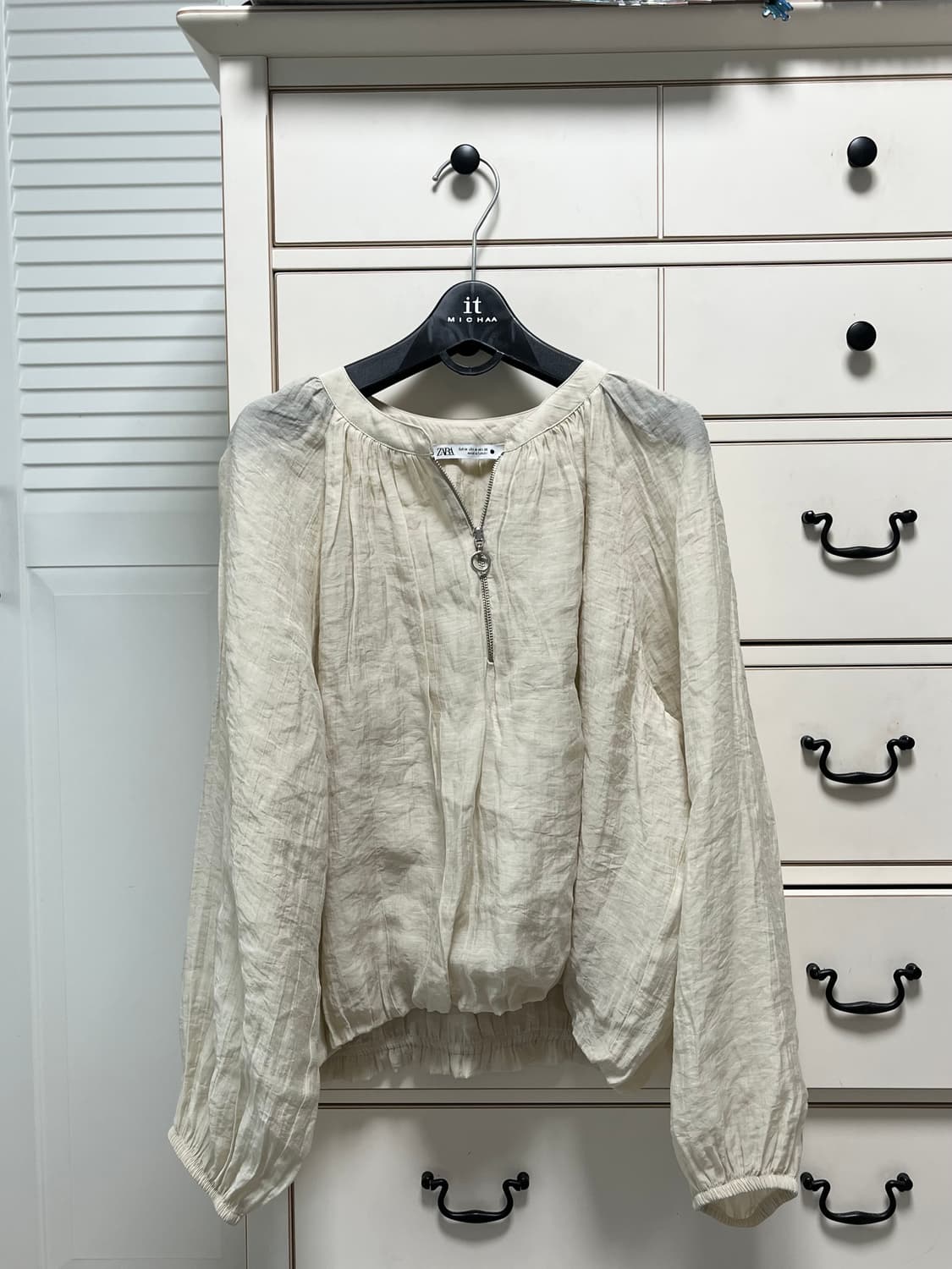 자라 zw컬렉션 라이오셀 혼방 셔링 블라우스  상품이미지7