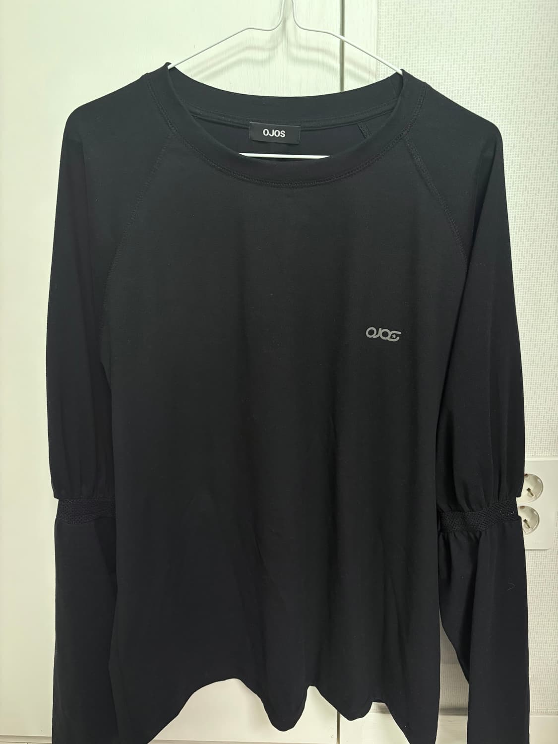 오호스 메쉬 밴드 퍼프 롱슬리브 블랙 3 상품이미지2