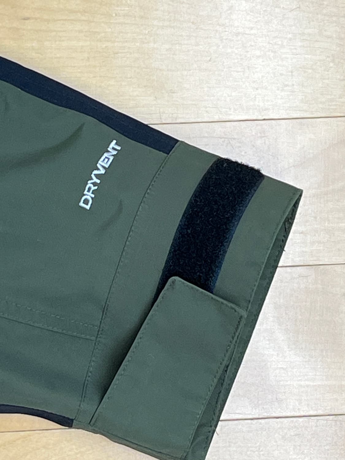 슈노맛 노스페이스 바람막이 L(100) 올리브/블랙 상품이미지4