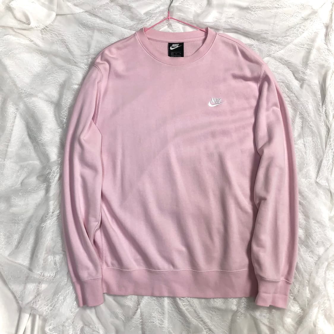 나이키 핑크 아방 맨투맨 상품이미지1