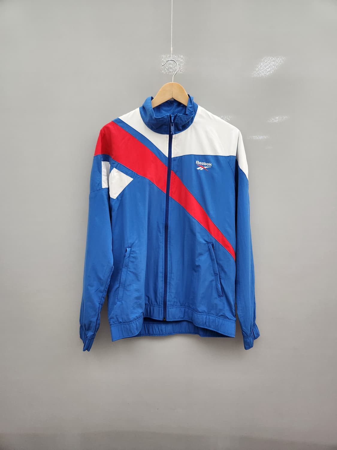 리복 블루 레드 화이트 배색 빅로고 올드스쿨 집업 상품이미지1