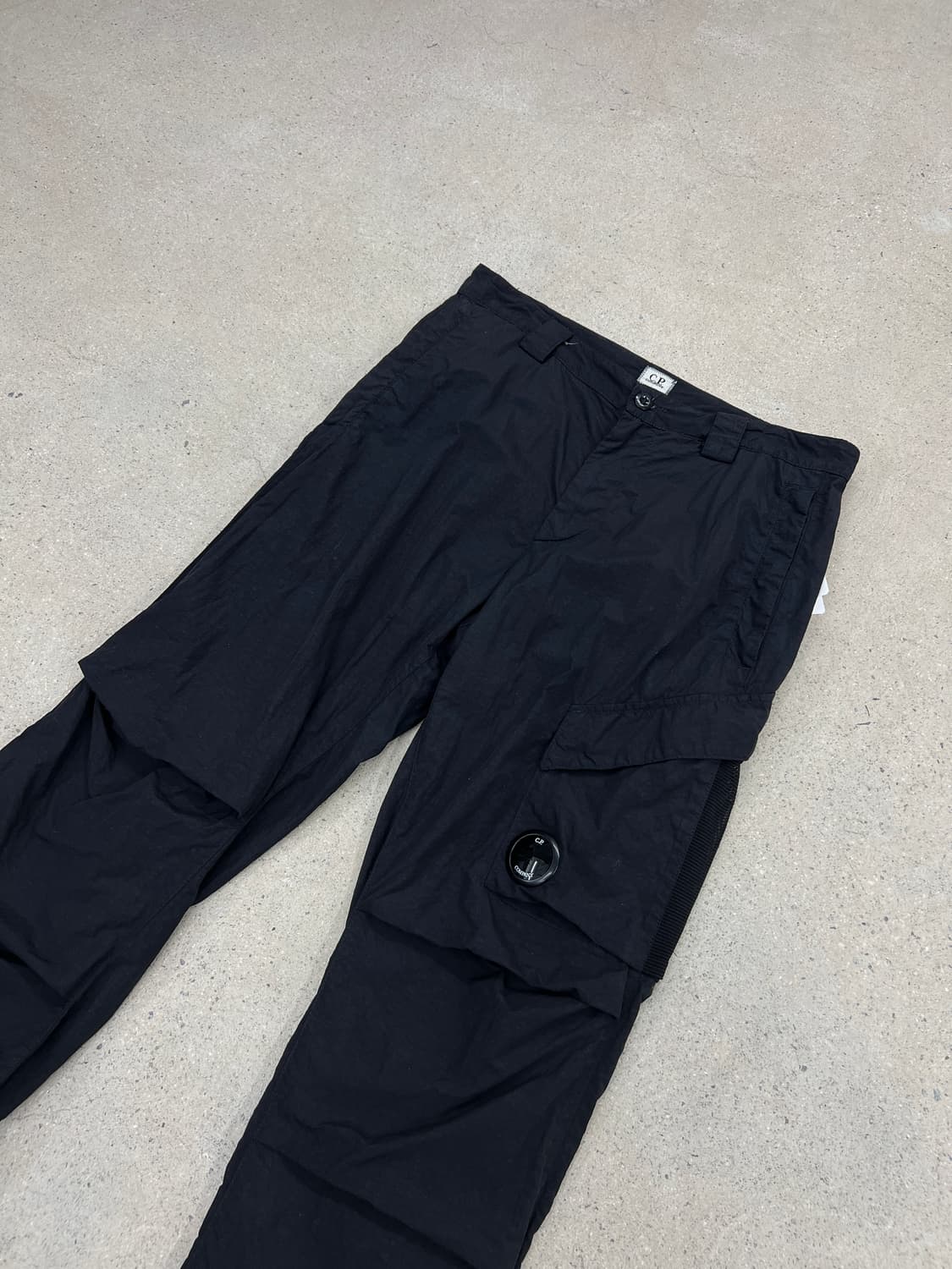 CP컴퍼니 렌즈와펜 나일론 조거 팬츠 상품이미지2