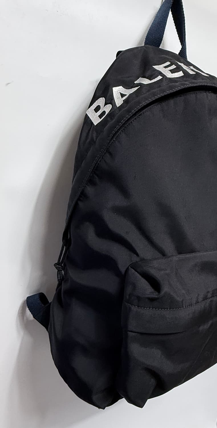 정품)발렌시아가백팩 상품이미지4