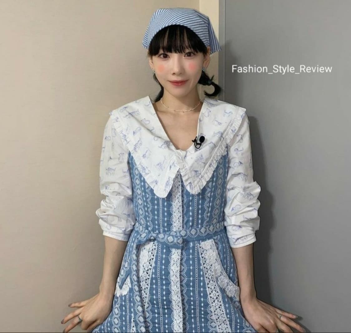 가니 Ganni 고양이 프린트 포플린 V넥 셔츠 상품이미지5