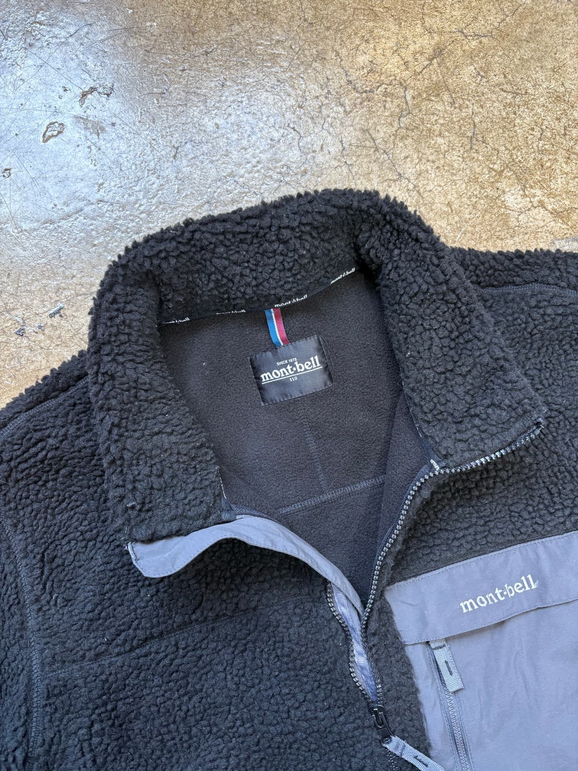 montbell 블랙 플리스 상품이미지2