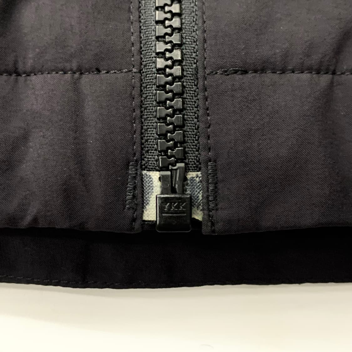 Patagonia 파타고니아 블랙 경량 패딩 윈드스토퍼 상품이미지6