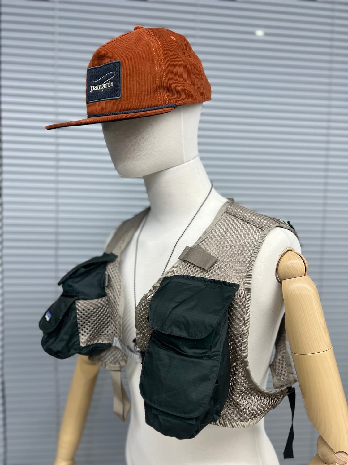 Patagonia Minimalist Mesh Vest 상품이미지5