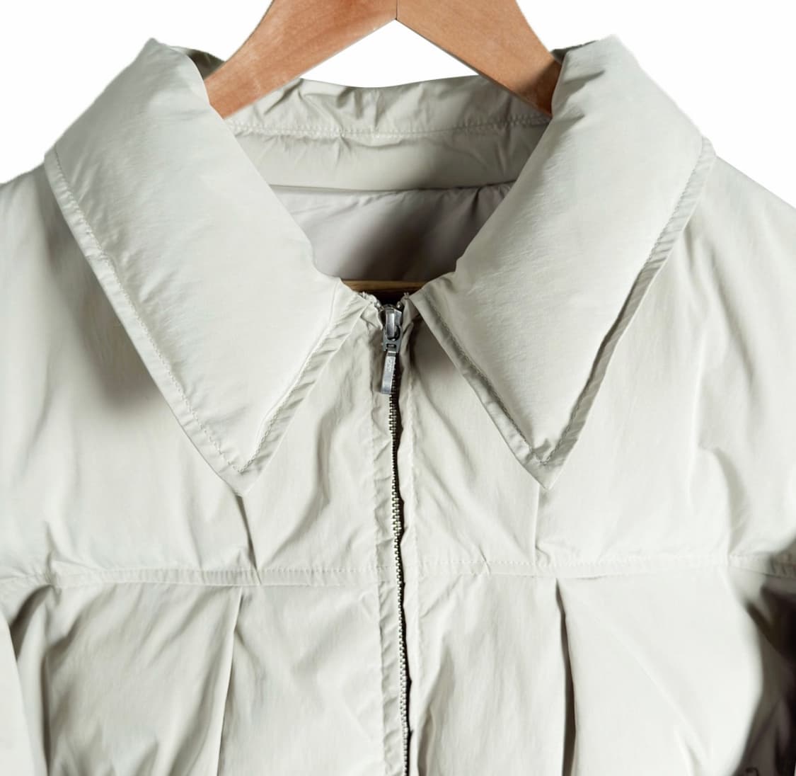 [M] 쿠어 남성 닷츠 퍼프 플라이트 패딩 샌드베이지 상품이미지4