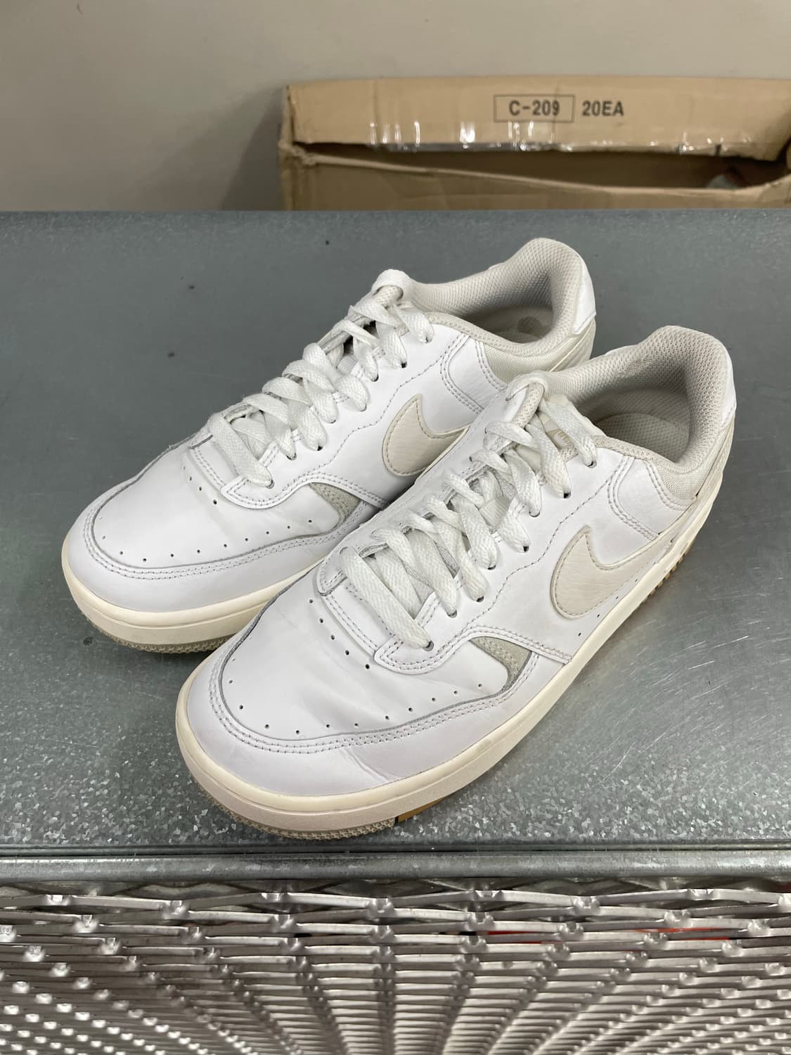 나이키 감마 포스 화이트 팬텀 245 상품이미지2