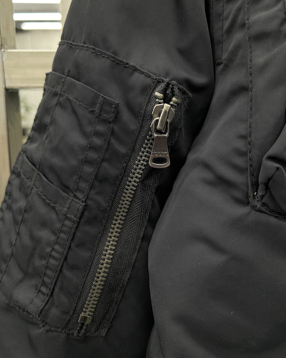 캘빈 클라인 00s 유틸리티 멀티 포켓 봄버 자켓 상품이미지4