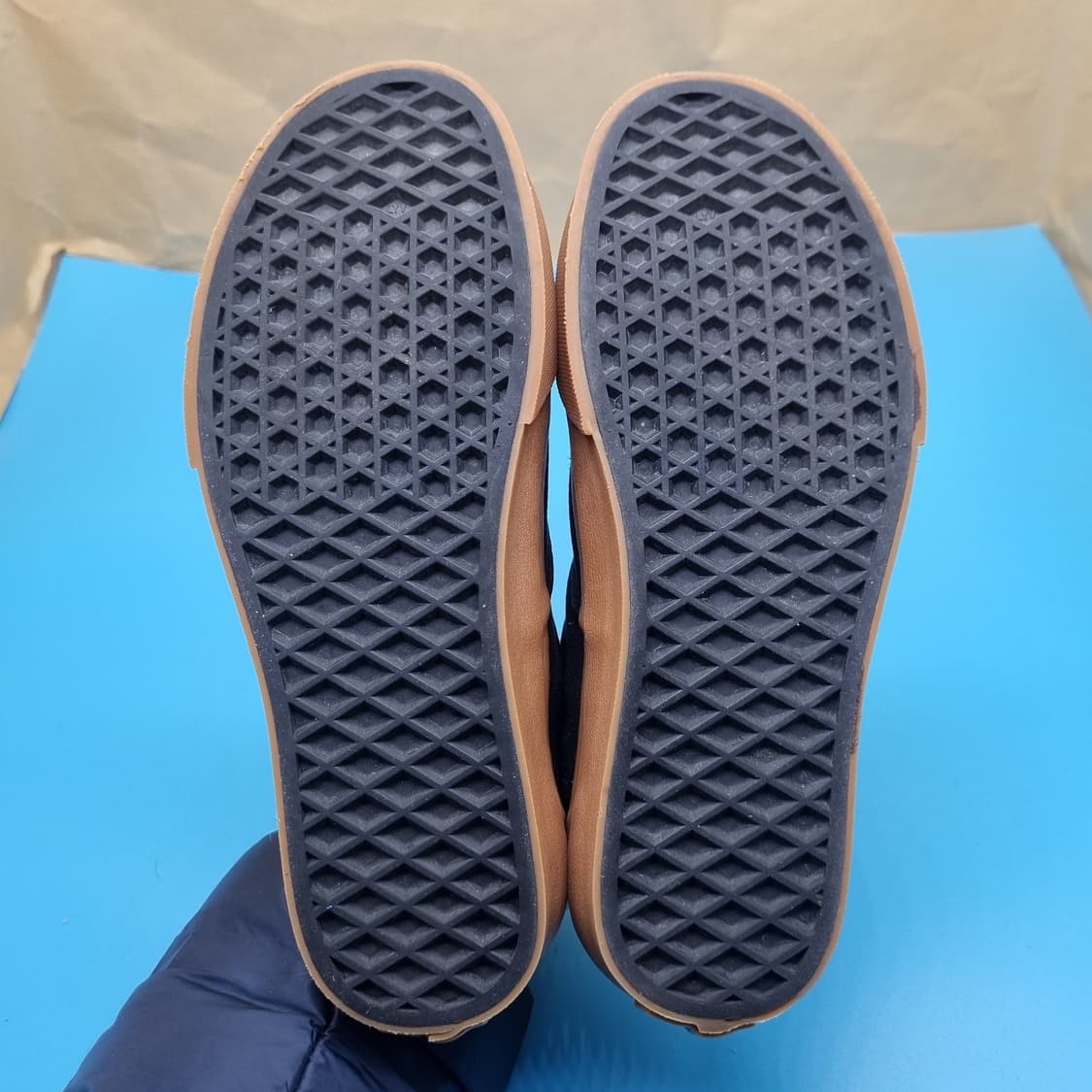 반스 에라 블랙 검솔 스니커즈220. 상품이미지3