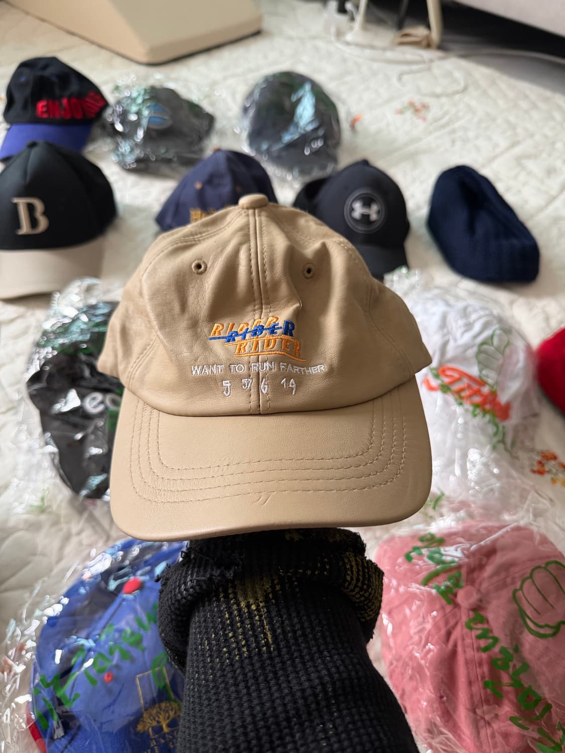 11번) 해외바잉 or 국내매장구매 모자들 볼캡, 헌팅캡, 이어플랩캡 등 상품이미지1