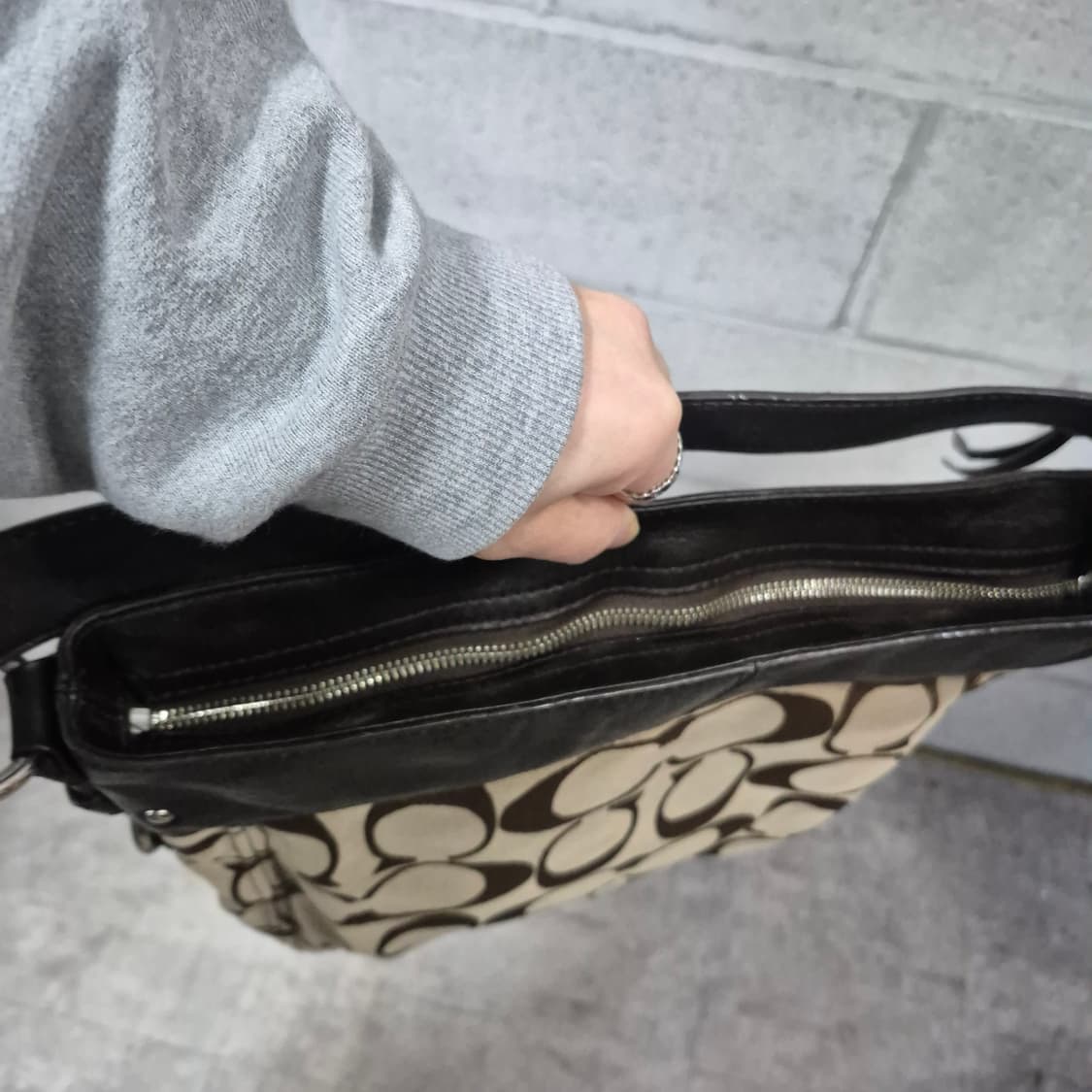 코치 시그니처 캔버스 호보백 상품이미지7