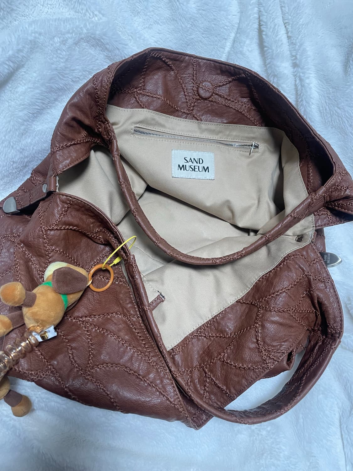 샌드뮤지엄 호보백 브라운 상품이미지3