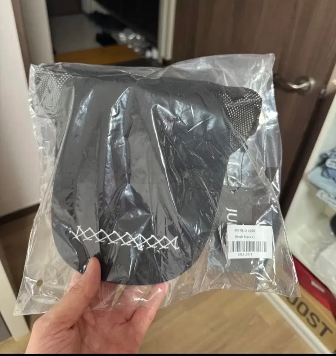 준느 자수 로고 매쉬 모자 새상품 판매 상품이미지1