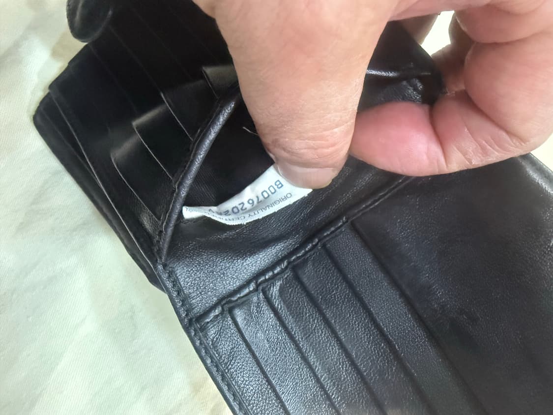 정품 보테카베네타 반지갑 팝니다 상품이미지9