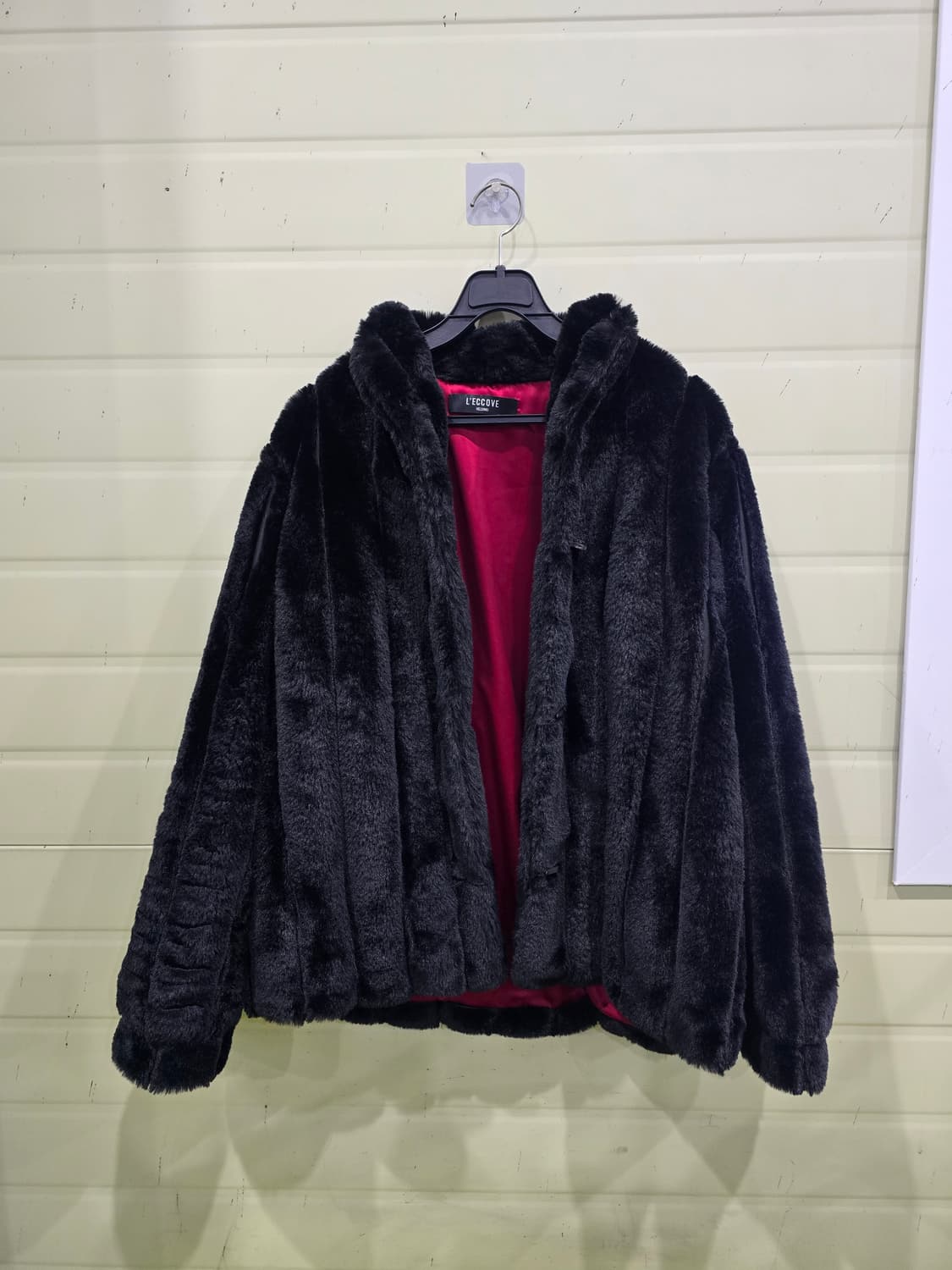 L'ECCOVE Helsinki 블랙 퍼 자켓 상품이미지7