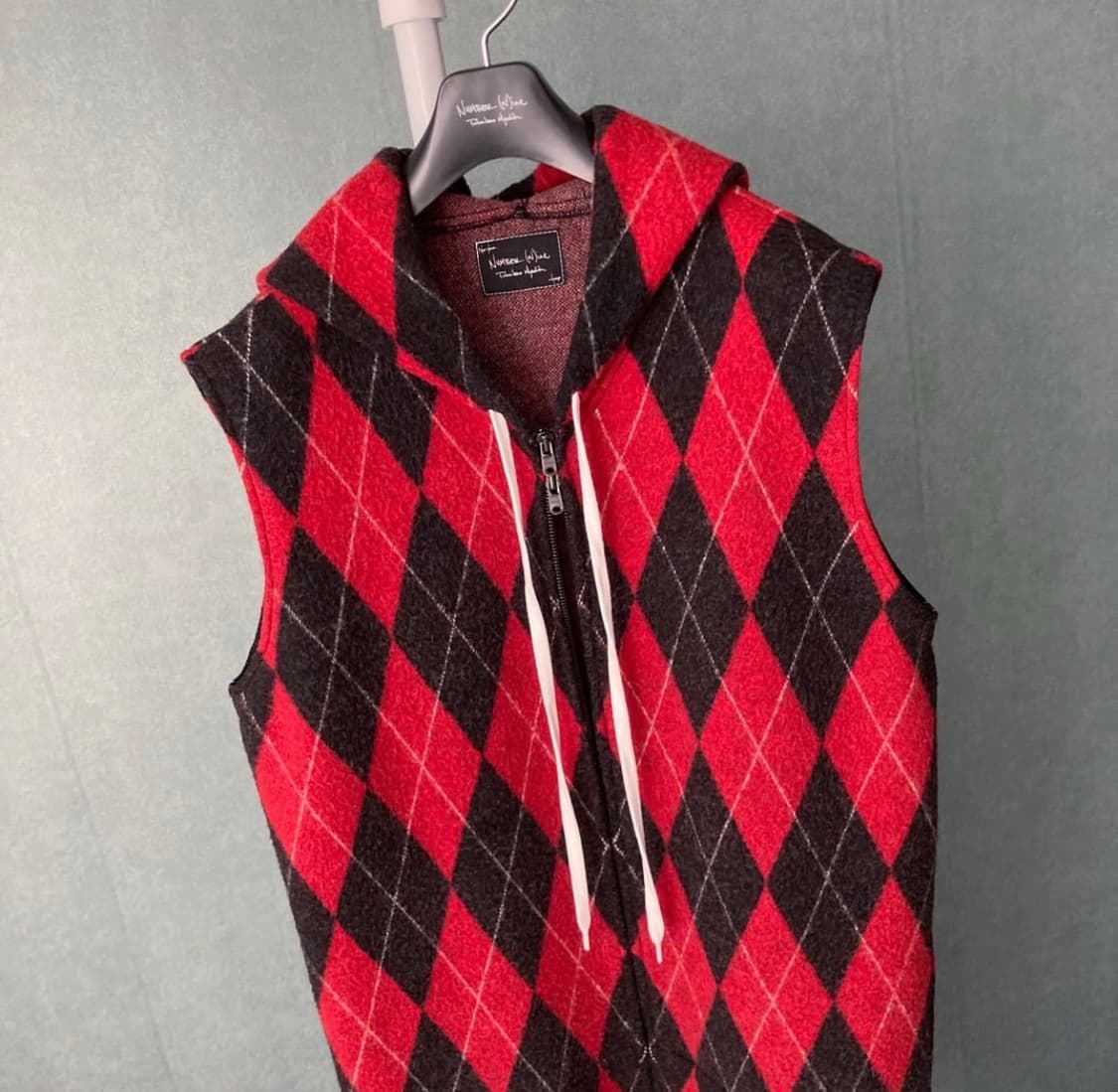 넘버나인 슬리브리스 아가일 롱 집업 상품이미지1