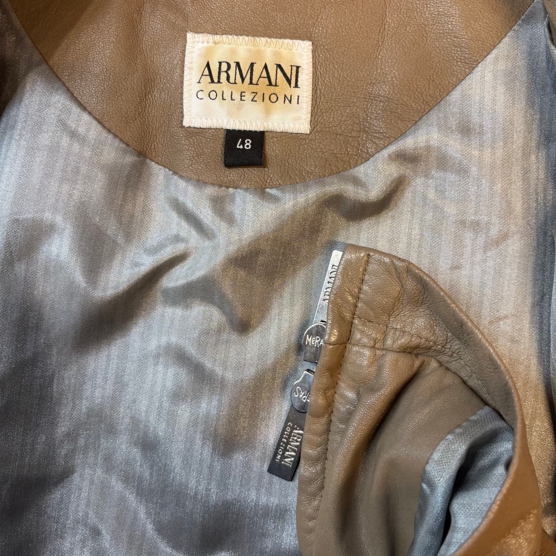 알마니 꼴레지오니 양가죽 시어링 자켓 상품이미지10