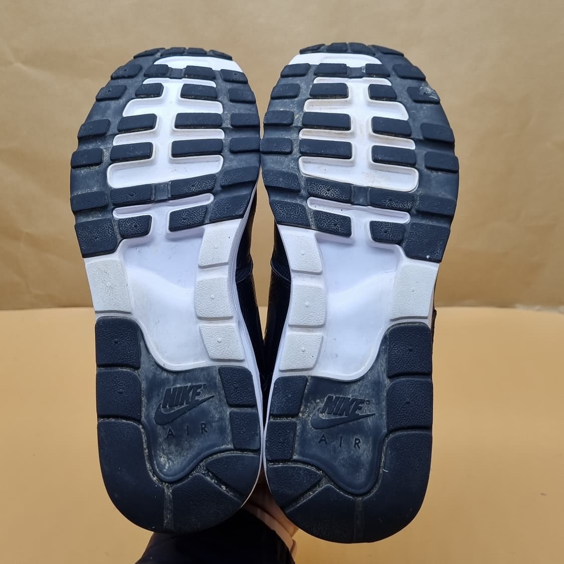 나이키 에어맥스1 울트라 여성운동화235  상품이미지3