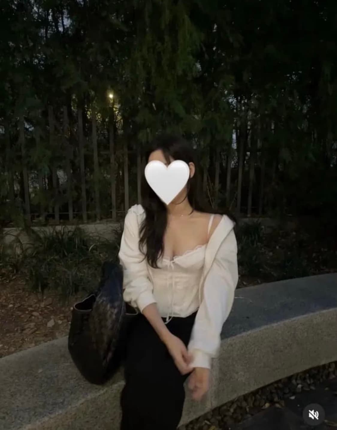 Glowny 글로니 블루밍 코르셋 탑 상품이미지4