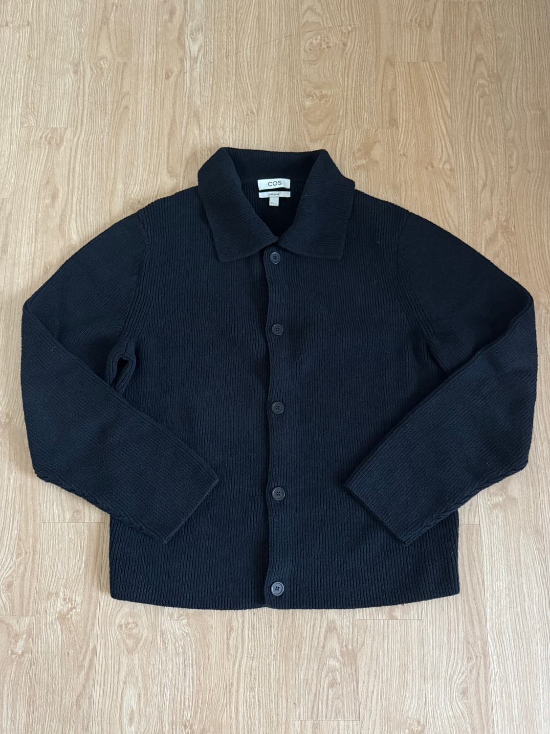COS 코스 부클레 니트 가디건 블랙 L 팔아요! 상품이미지1