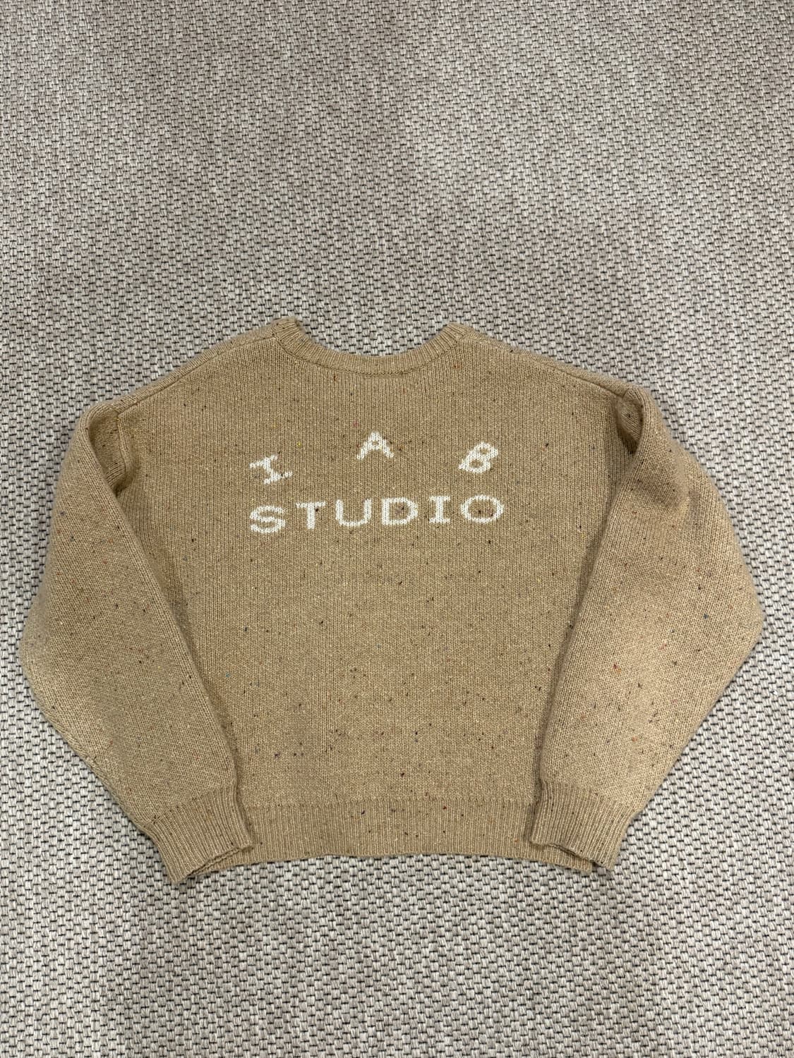 아이앱 스튜디오 x 새들러 하우스 니트 플레인 M사이즈 상품이미지3