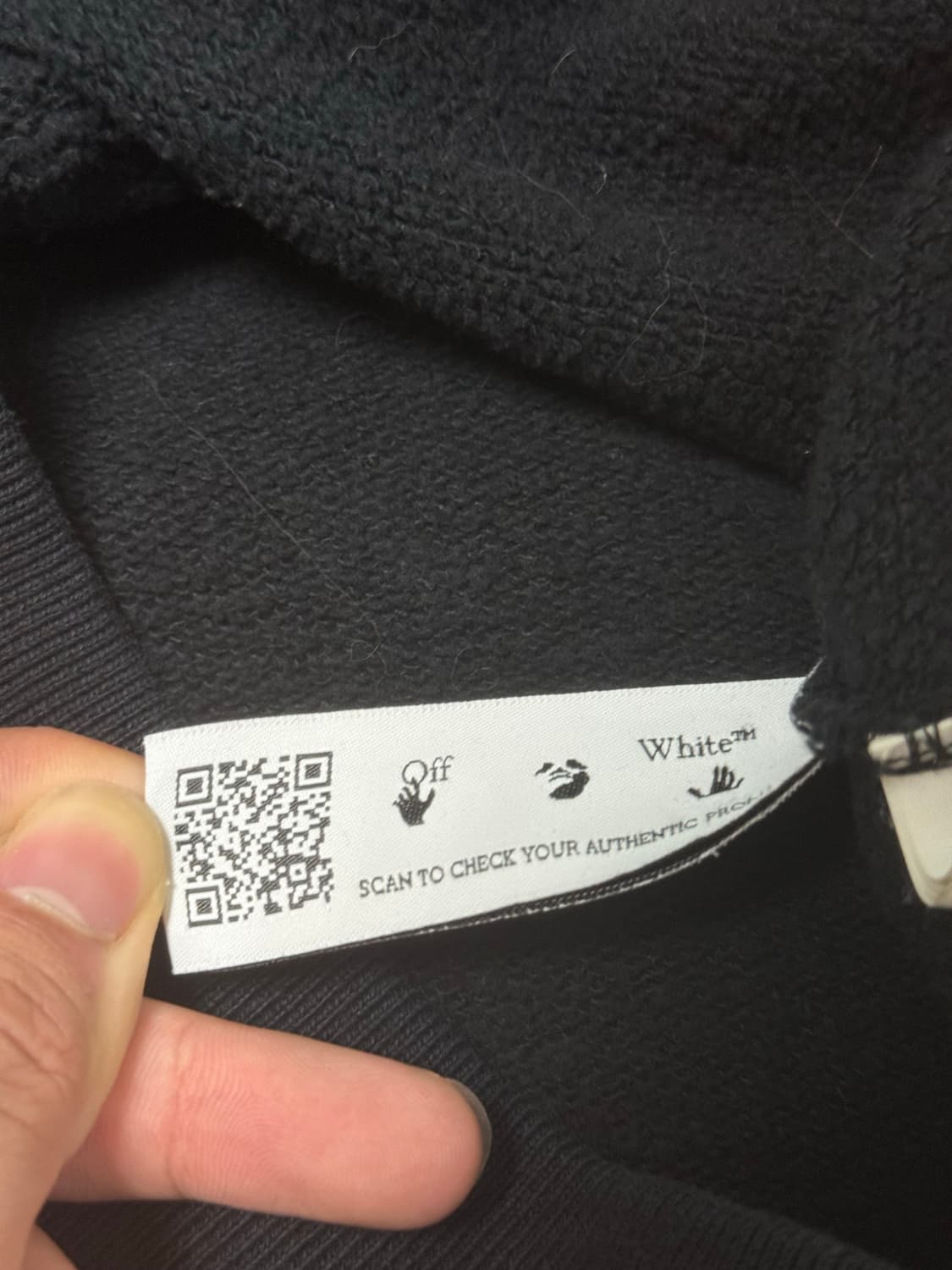 오프화이트 카라바조 블랙 M 상품이미지4