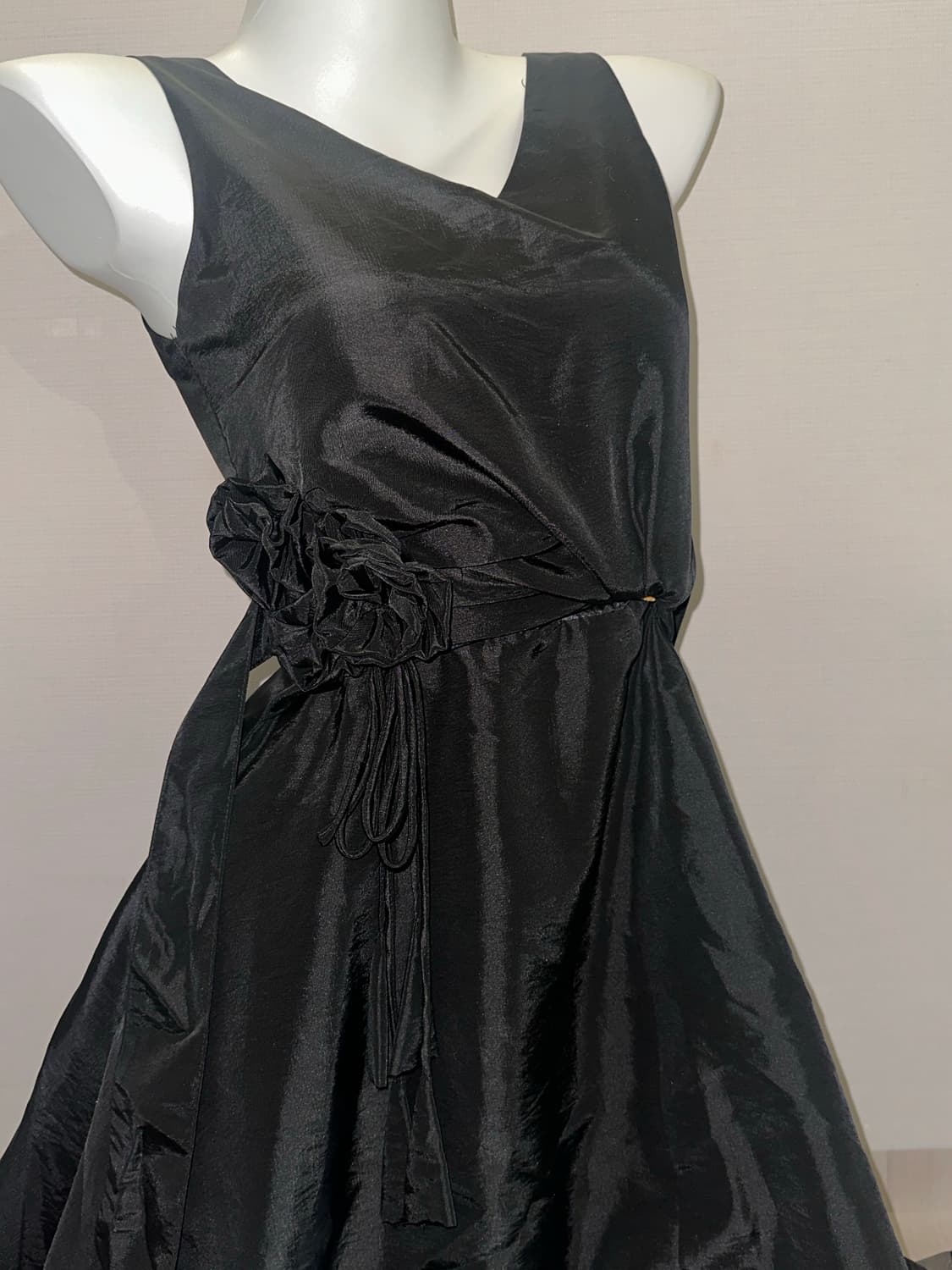 빈티지 블랙 로즈 코사지 슬리브리스 롱 미디 원피스 상품이미지9