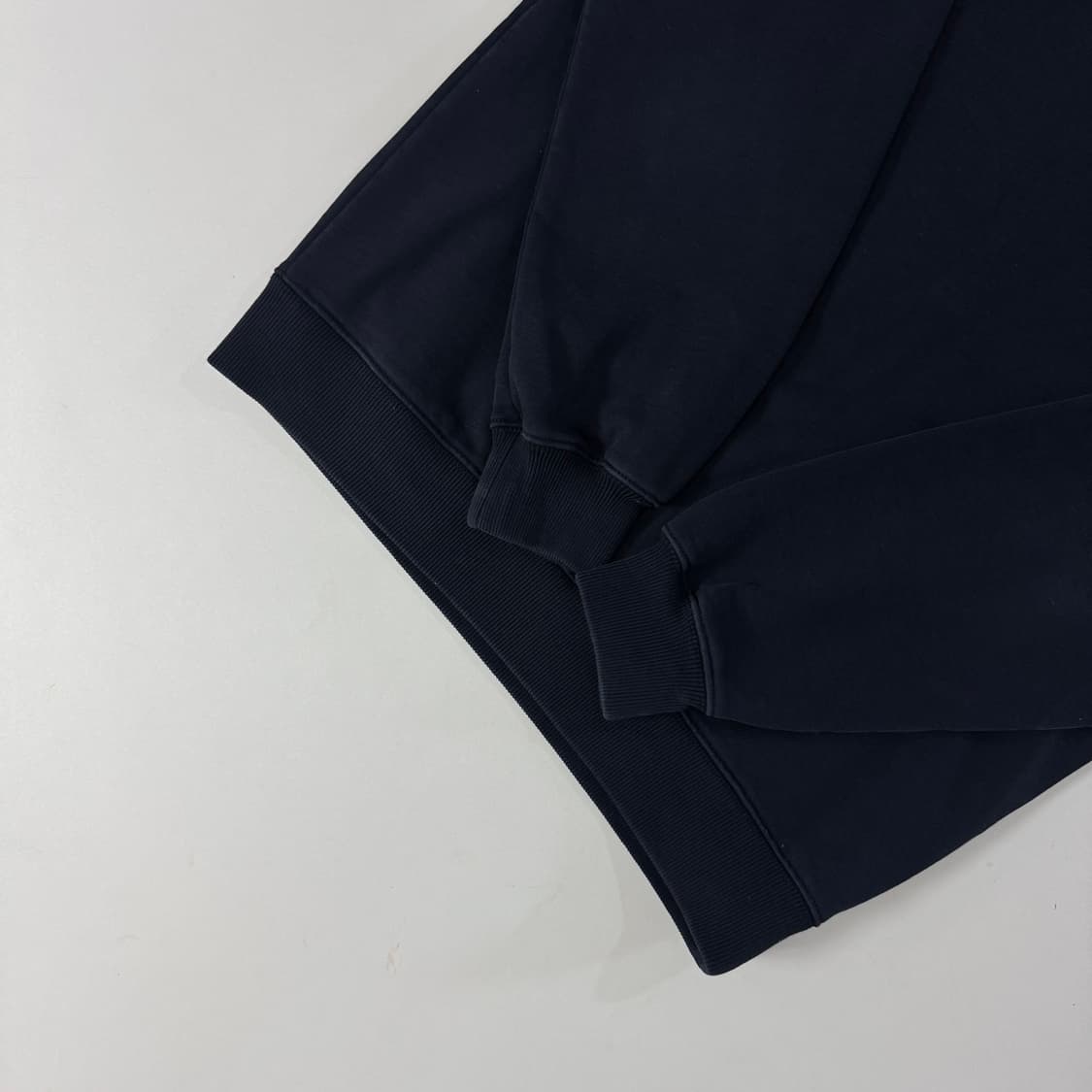 [정품/당일출고]발렌시아가 웨이브로고 맨투맨 상품이미지3