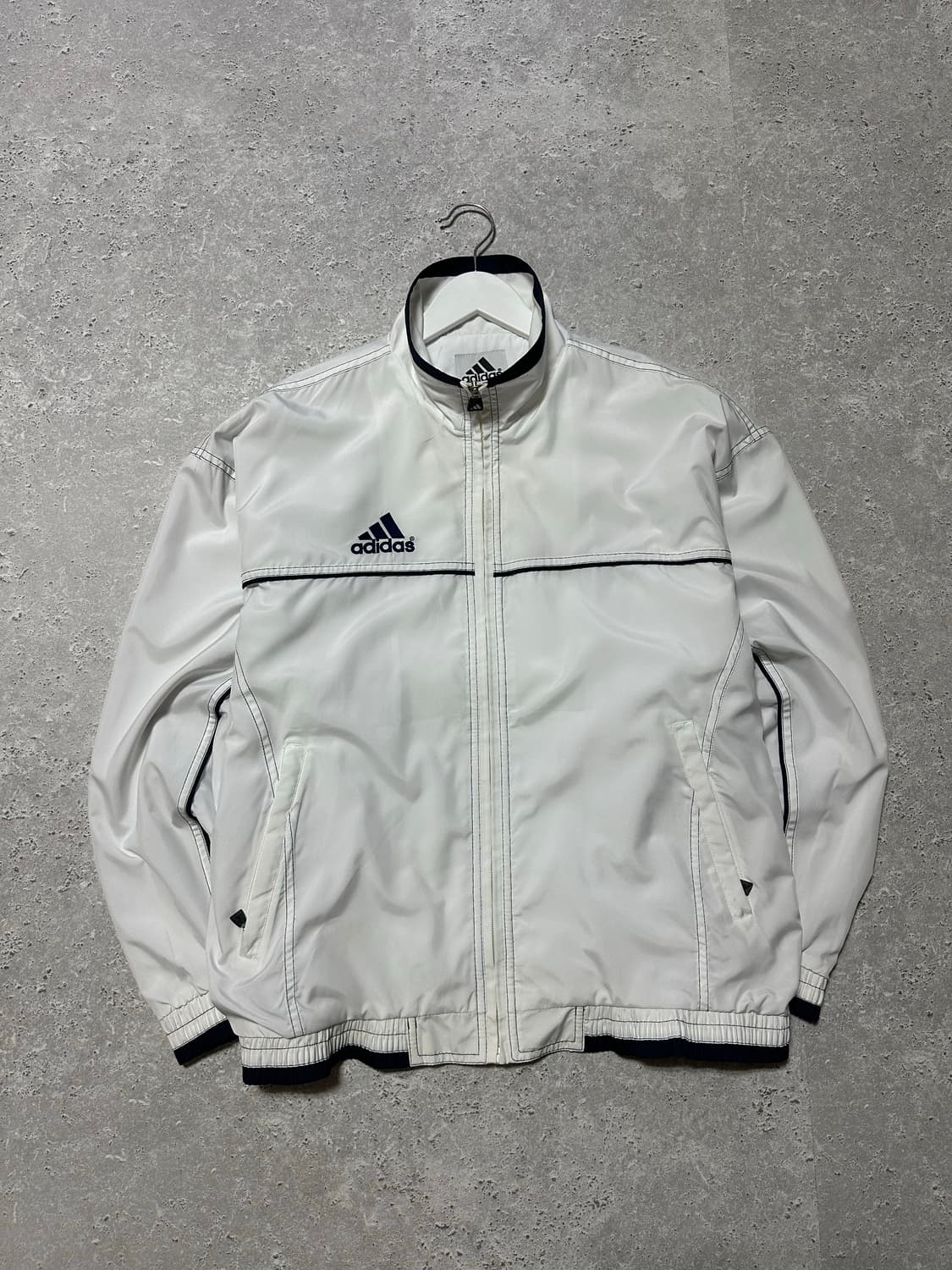 아디다스 올드스쿨 화이트 라인 바람막이 상품이미지2