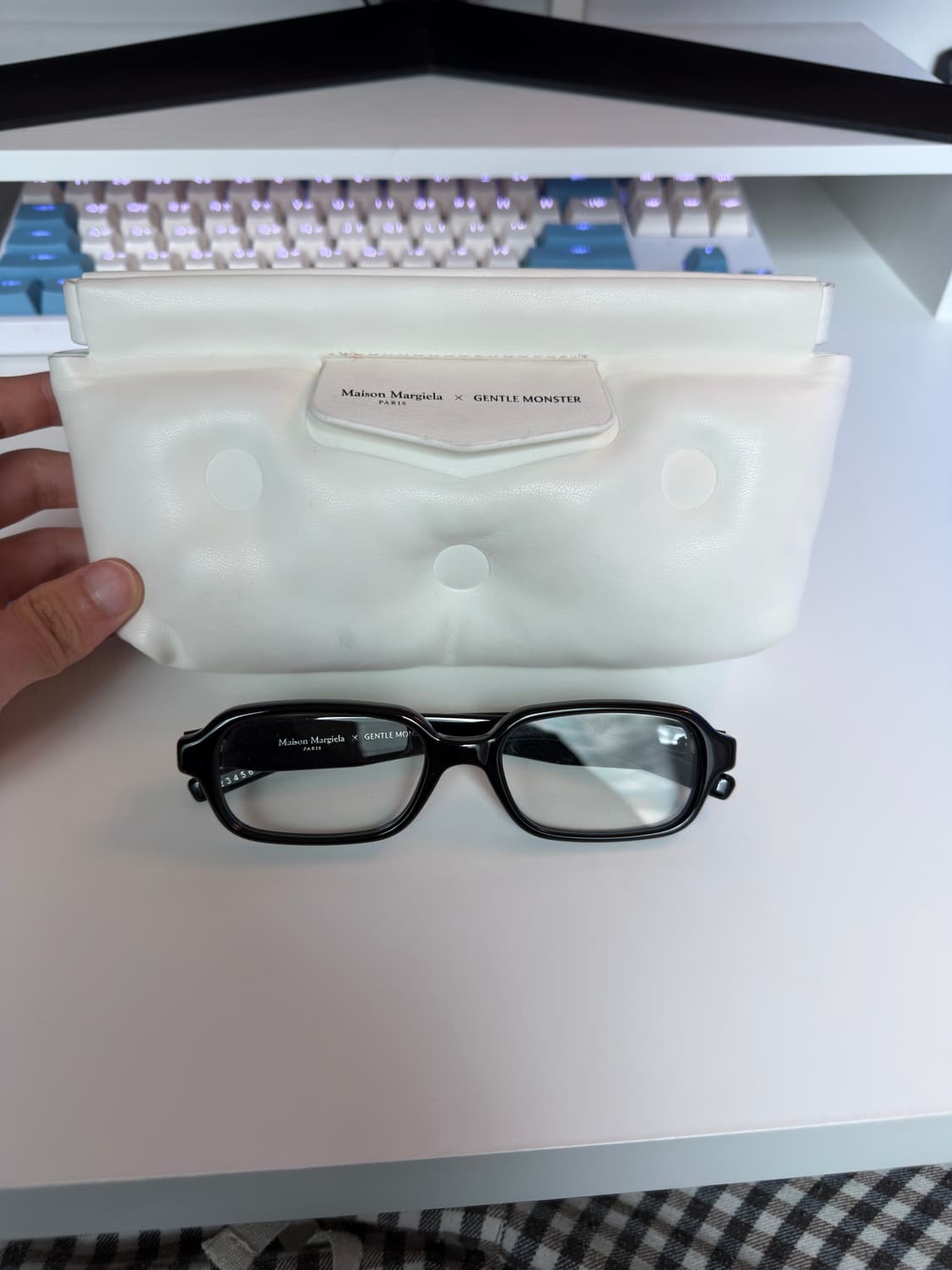 마르지엘라x젠틀몬스터 MM210 블랙 상품이미지1