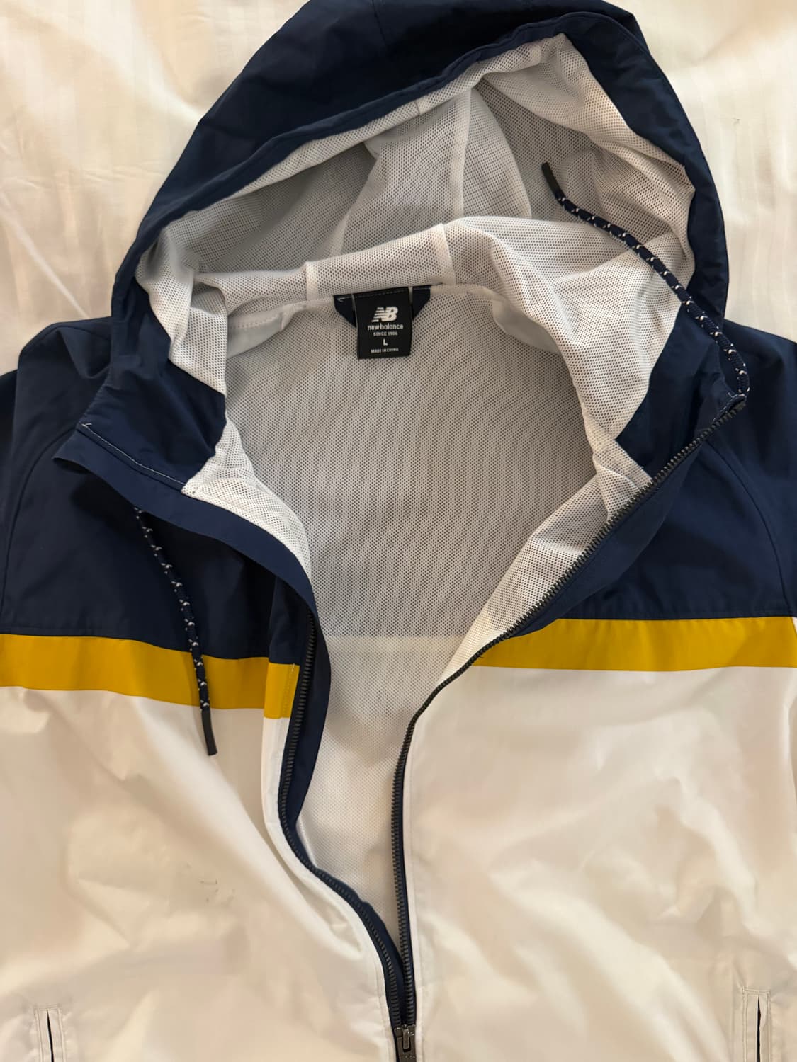 뉴발란스 바람막이 상품이미지4