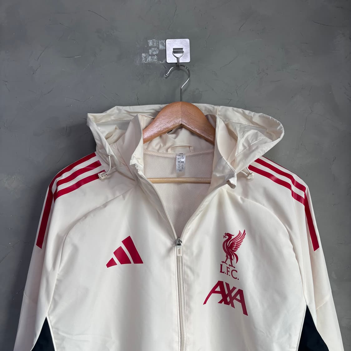 아디다스 리버풀 바람막이 상품이미지2