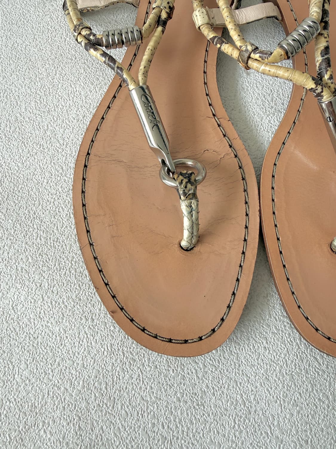 [230]코치(COACH) 파이톤 플리플랍 샌들  상품이미지5