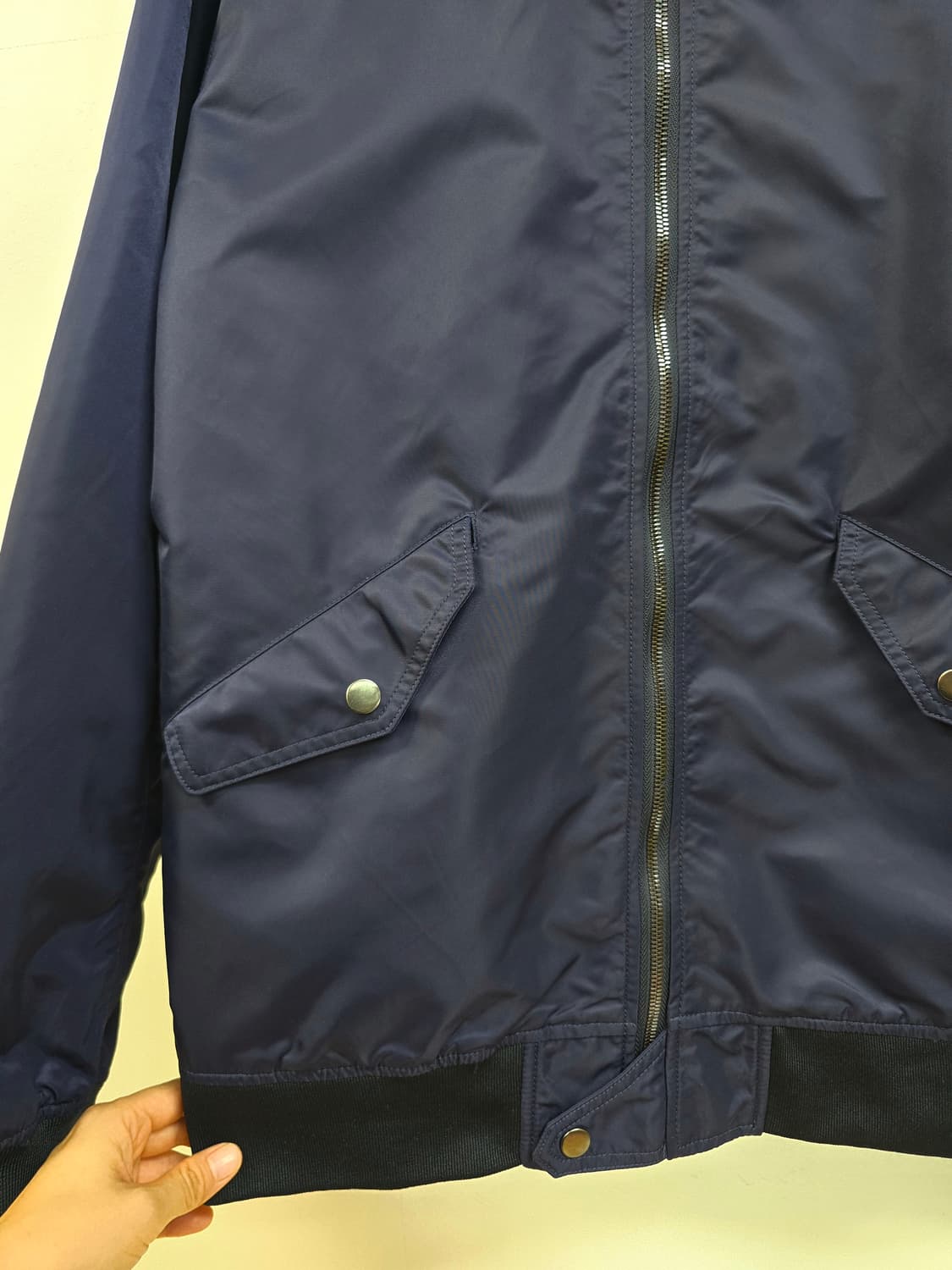 띠어리 신형 플라이트 봄버 자켓 상품이미지7