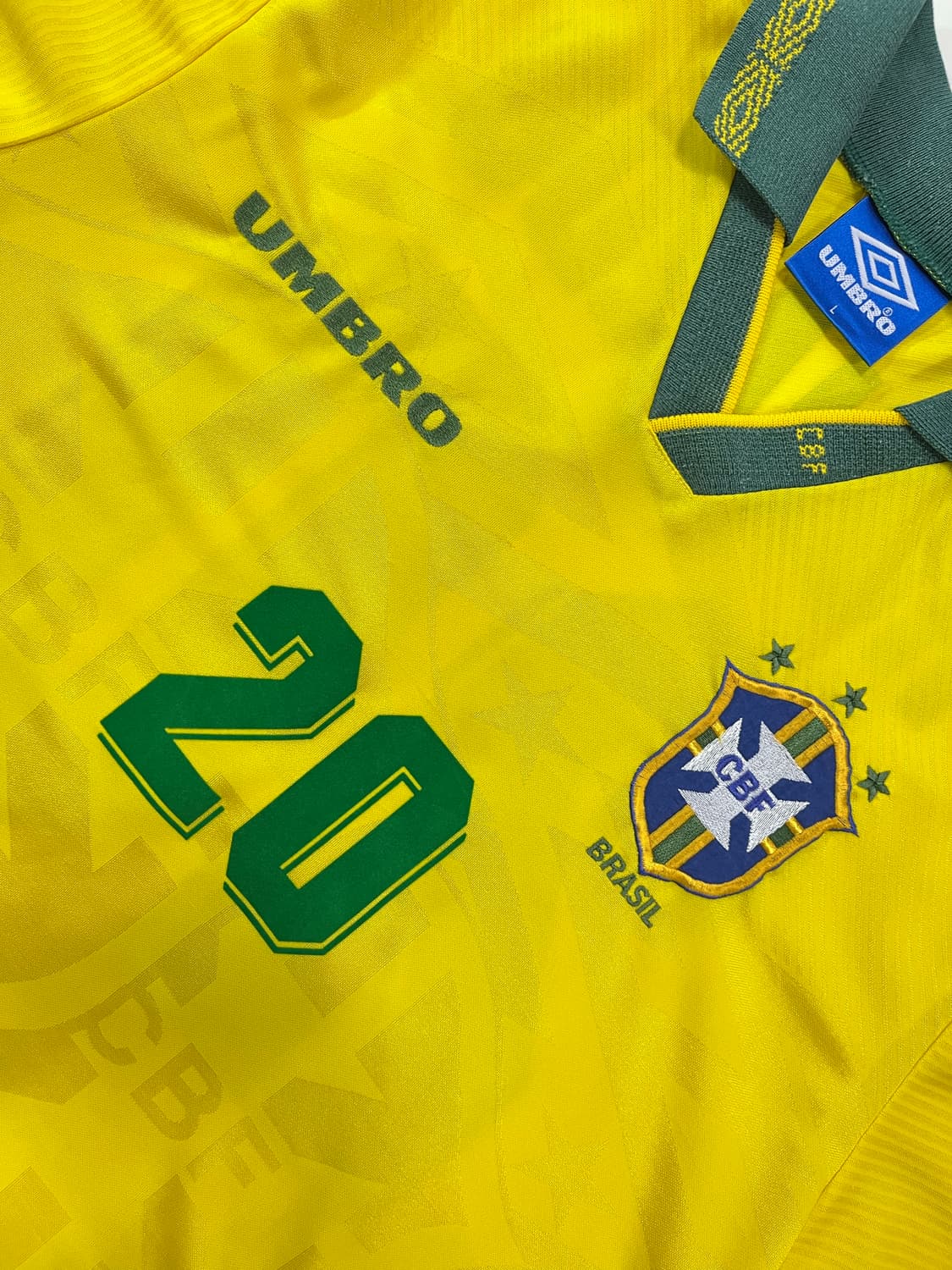 엄브로 93-94 브라질 홈 호나우두 상품이미지5