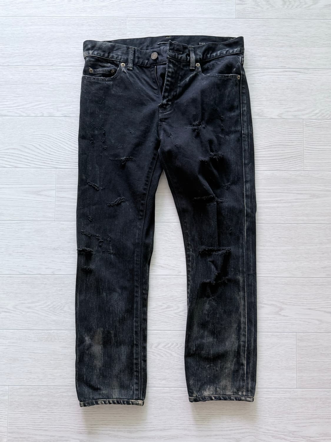 Saint Laurent oil Washed Distresed Jeans 상품이미지2