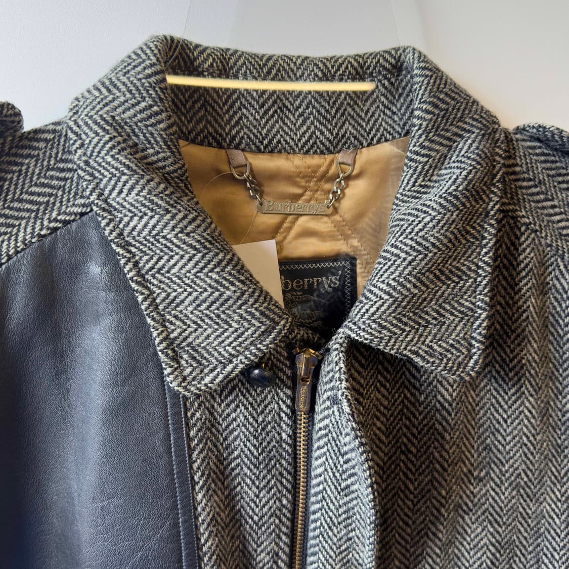 90s 버버리 울 헤링본 헌팅 자켓 상품이미지2