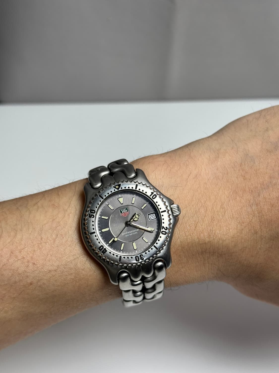 태그호이어 S/el 프로페셔널 200 스포츠 엘레강스 y2k 상품이미지6