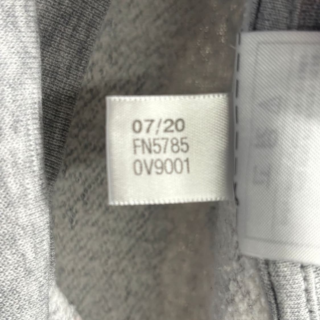 ADIDAS 에센셜 오버핏 맨투맨 그레이 XS 상품이미지4