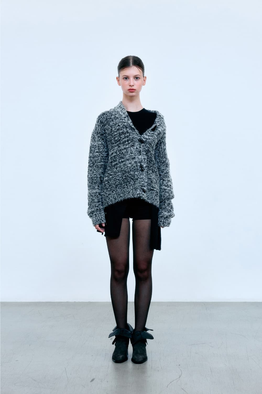 더오유 알파카 믹스 토글 니트 가디건 블랙 상품이미지2