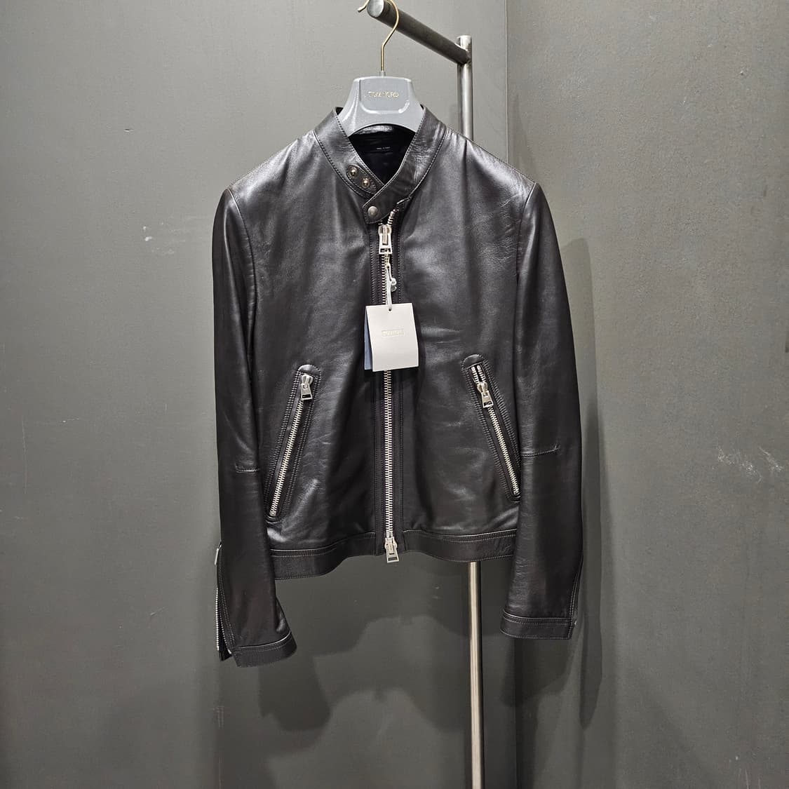 톰포드 카프스킨 바이커 레더 가죽자켓 상품이미지1