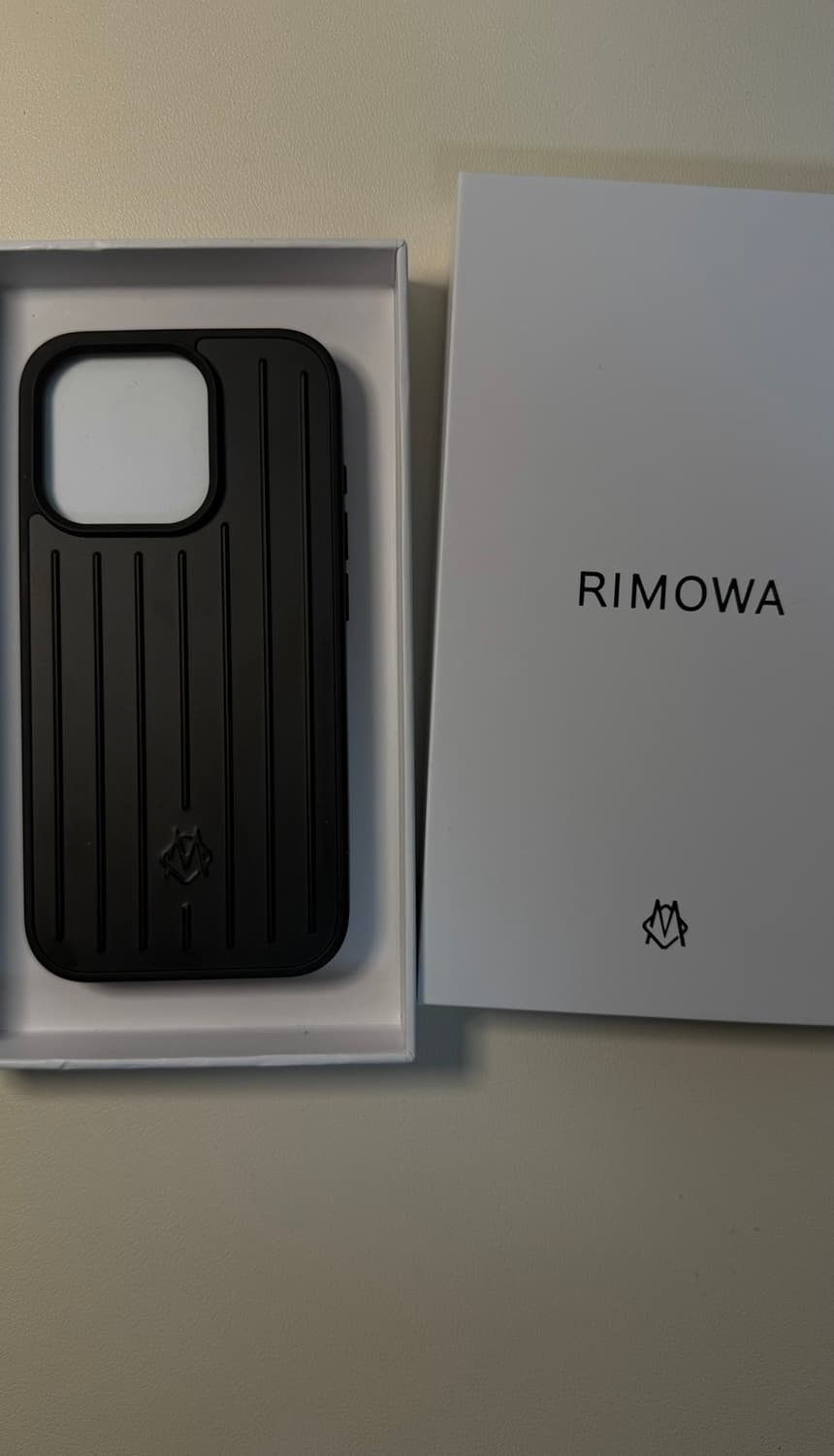 리모와 케이스 15 pro. 16 pro 상품이미지2